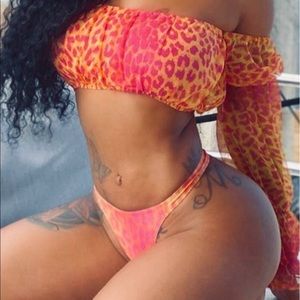 Brand new super sexy drinks on me swimsuit